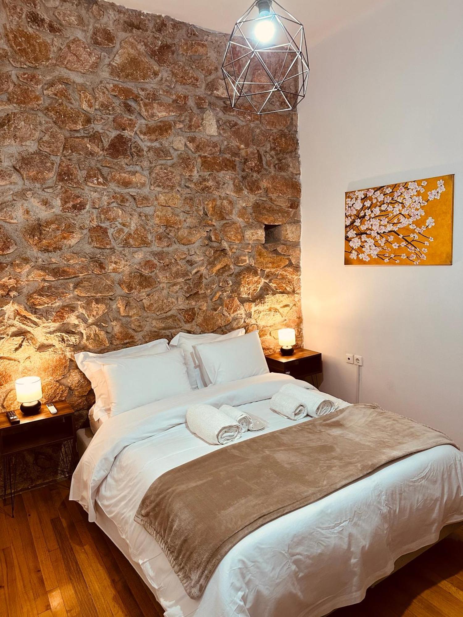 Contemporary 200m From Acropolis 100mbps Netflix * Athen