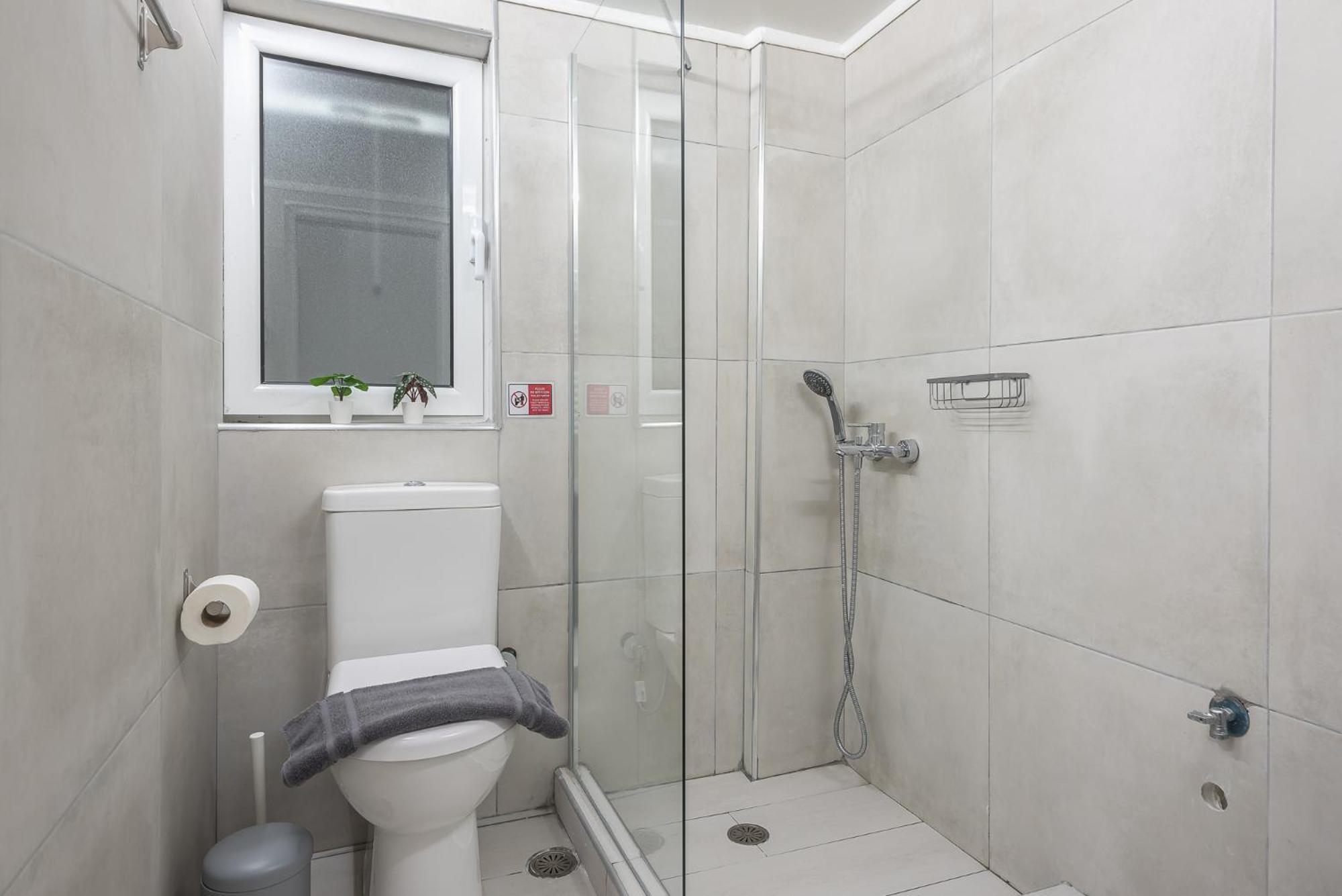 Contemporary 200m From Acropolis 100mbps Netflix Apartment Athens